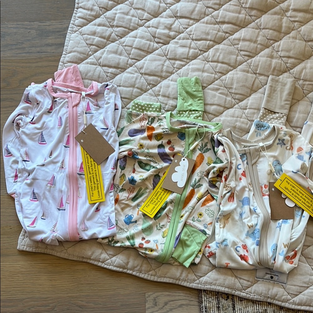 NWT Angel Dear 2 way zipper romper bundle 18-24 months